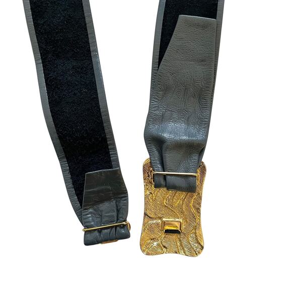 St John Vintage Gray Leather Gold-Tone Abstract Buckle Statement Cinch Belt - Picture 5 of 6